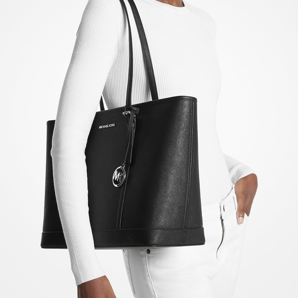 Michael Kors Black Tote Bag - Picture 1 of 8